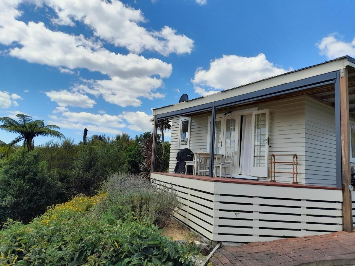 Taranaki Hotel Waihaha Eksteriør billede